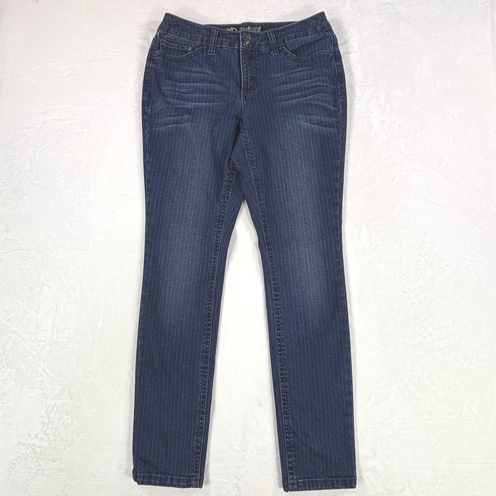 New Directions Weekend Womens Size 6 Slim Leg Pinstripe Dark Wash Blue Jeans